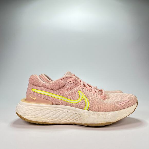 Nike ZoomX Invincible Run Flyknit 2 Pink Running Shoes DC9993-600 Women's Size 8 - Picture 1 of 11